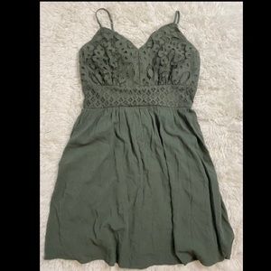Maurice’s green dress